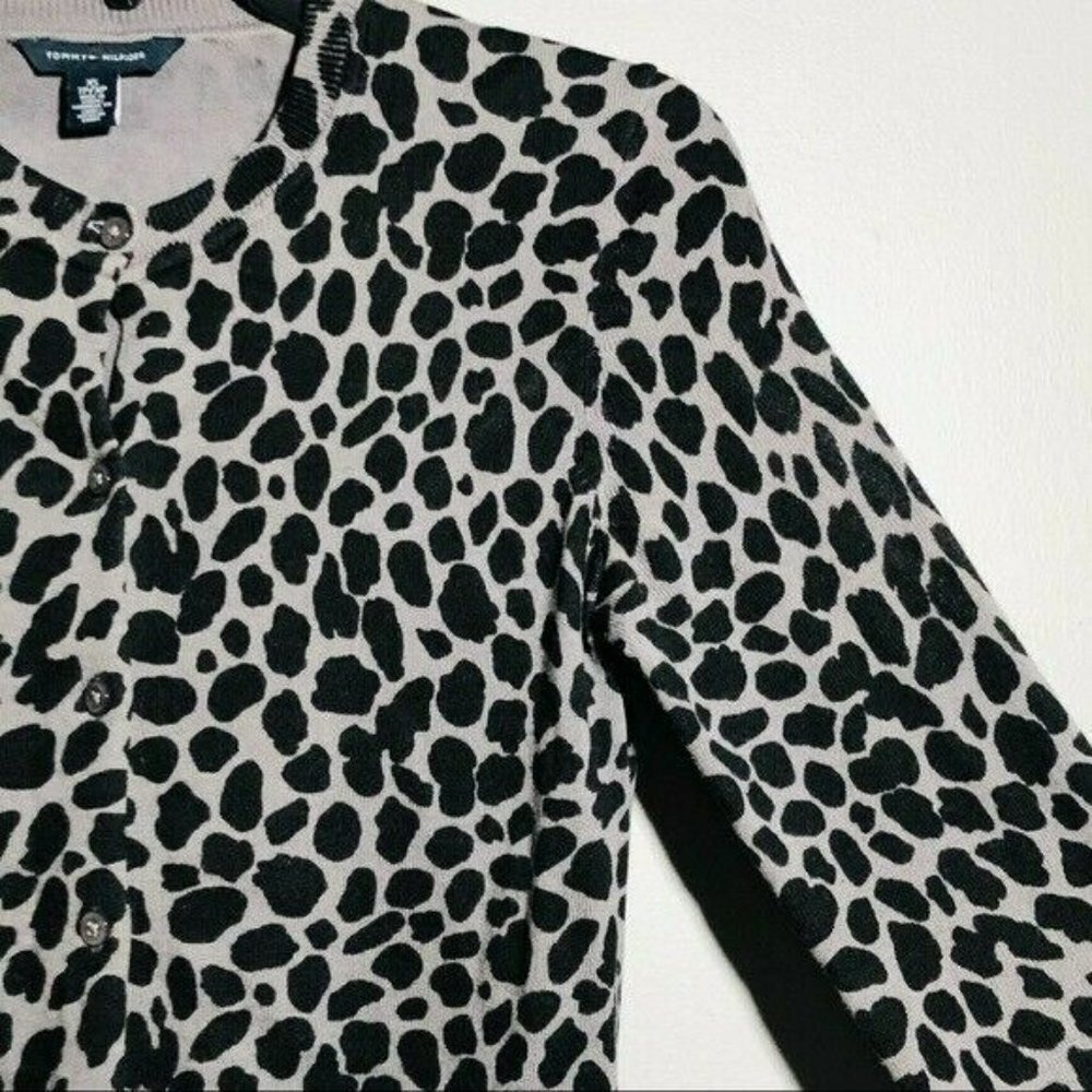 Tommy Hilfiger Cardigan Sweater Women Size XS Camo Leopard Cheetah Black Gray - Picture 3 of 10